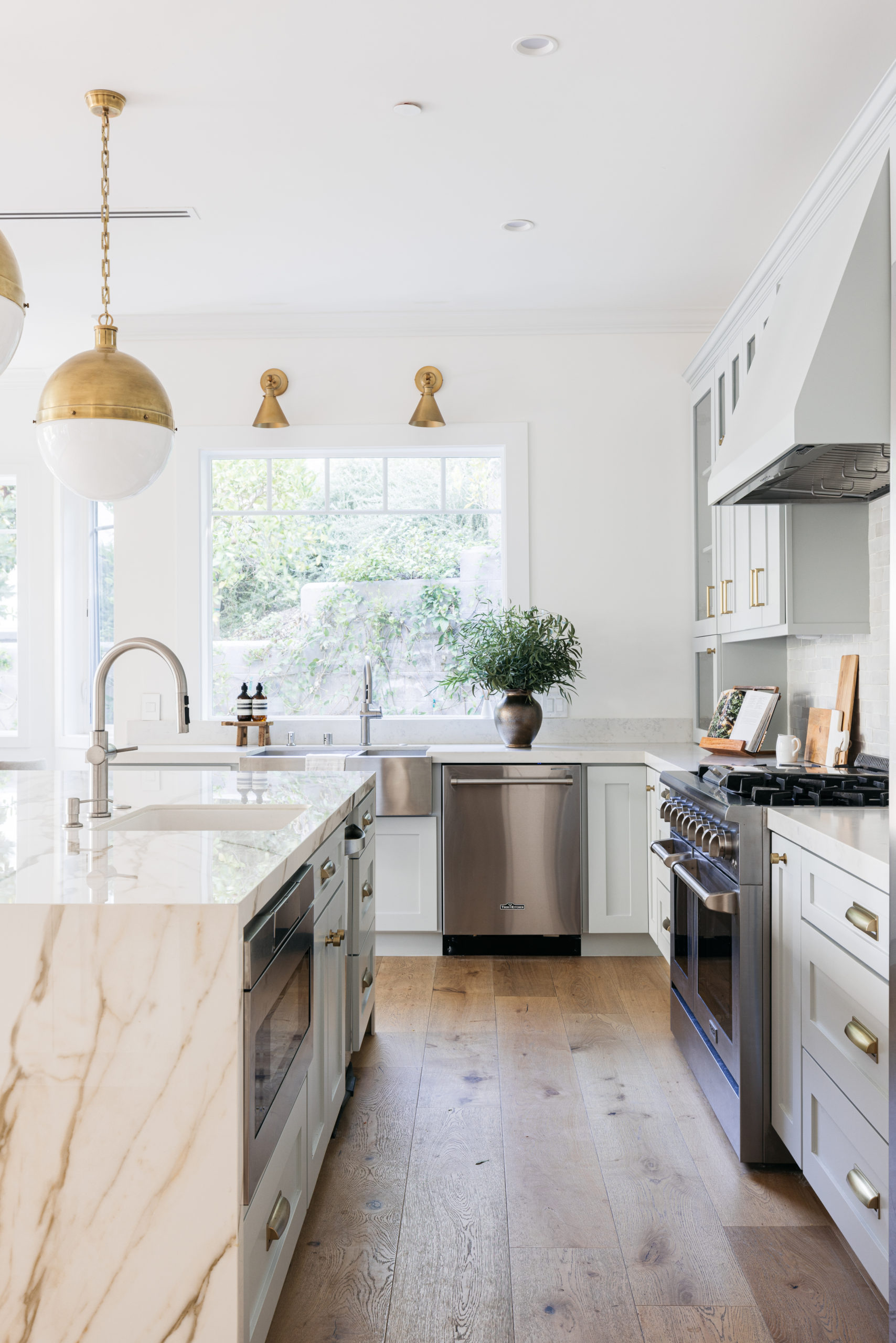 Los Angeles Kitchen Gallery - Amelia Knox Design